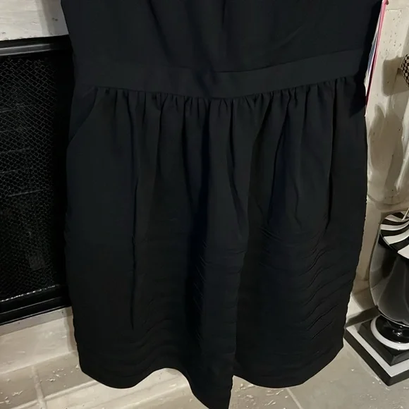 Betsey Johnson fit and flare dress - Picture 3 of 8